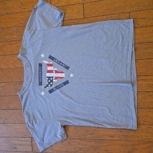 Women's Under Armour Shirt